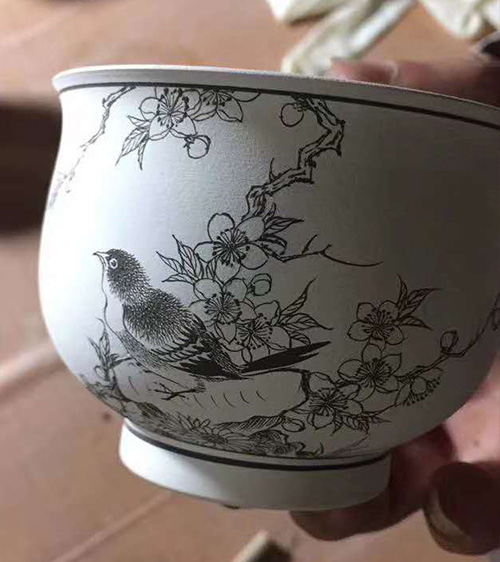 釉下青花